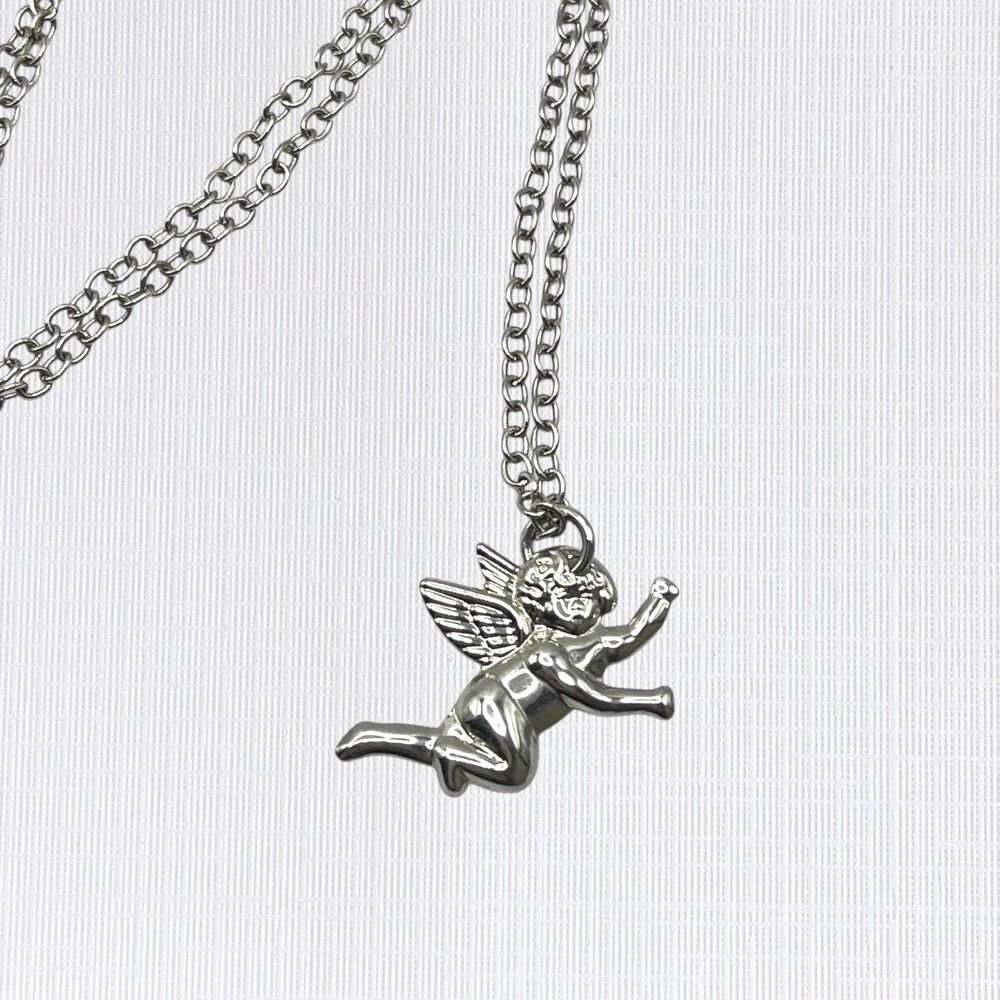 Cherub Pendant Necklace Silver Tone Angel Child Baby Retro Wings Lightweight